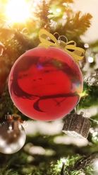 Preview for a Spotlight video that uses the Christmastree Ball Lens