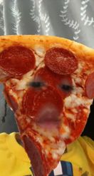 Preview for a Spotlight video that uses the Pizza slice Lens
