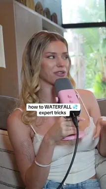 Halli S (@wildhalli) | Snapchat Stories, Spotlight & Lenses