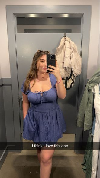 Justine (@justine.bean) | Snapchat Stories, Spotlight & Lenses