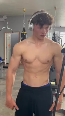 Evan VanderZanden (@evanvanderzande) | Snapchat Stories, Spotlight & Lenses