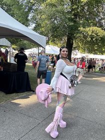 Charlotte (@charlotte.godoy) | Snapchat Stories, Spotlight & Lenses