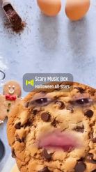 Preview for a Spotlight video that uses the Face Cookie Lens