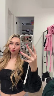 ivy ball (@ivyball) | Snapchat Stories, Spotlight & Lenses