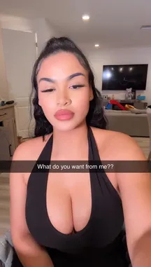 Michaela Mendez (@sheismichaela) | Snapchat Stories, Spotlight & Lenses
