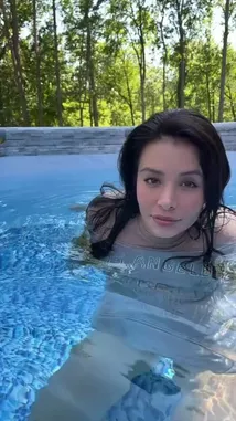 Sofia (@alwayssofiaxoxo) Snapchat Stories, Spotlight & Lenses