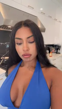 qimmahrusso (@qimmahrusso) | Snapchat Stories, Spotlight & Lenses