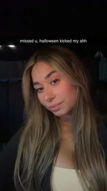 Kat Vera (@katverafitness) Snapchat Stories, Spotlight & Lenses