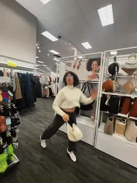 Alexx Ave (@cupofalexx) | Snapchat Stories, Spotlight & Lenses