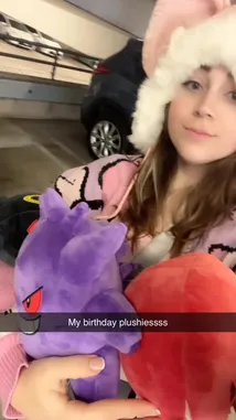 Buttercup Cosplays (@buttercupxcos) Snapchat Stories, Spotlight & Lenses