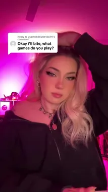 Eevie Aspen (@eevieaspennn) Snapchat Stories, Spotlight & Lenses