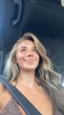 sadie mckenna (@sadie.mckenna) Snapchat Stories, Spotlight & Lenses