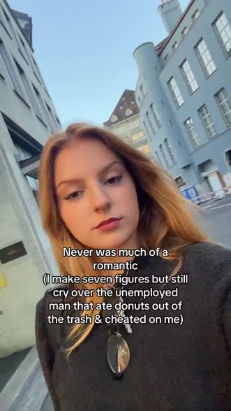 Roux Roux (@rouxrouxxx) Snapchat Stories, Spotlight & Lenses