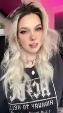 Eevie Aspen (@eevieaspennn) | Snapchat Stories, Spotlight & Lenses