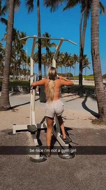BlondieMotoVlog 🩵 (@blondiemotovlog) | Snapchat Stories, Spotlight & Lenses