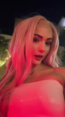 Lucien Lorraine (@lucienlorraine) Snapchat Stories, Spotlight & Lenses