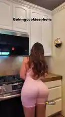 Smokin’ Bikini Chef (@thewoodfiregirl) Snapchat Stories, Spotlight