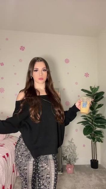 Posted 10/3/2025 | lilly c (@vvlils) | Spotlight