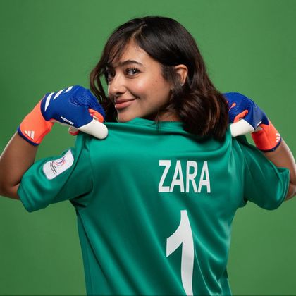 Z A R A 🇸🇦🌏 زارا السيف (@zaraxmars) | Snapchat Stories, Spotlight & Lenses