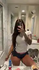 Alaina Ellis (@alainaelliss) Snapchat Stories, Spotlight & Lenses