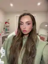 Julia Raleigh (@juliaaraleigh) | Snapchat Stories, Spotlight & Lenses