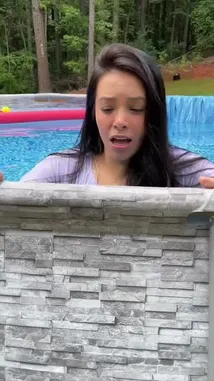 Sofia (@alwayssofiaxoxo) Snapchat Stories, Spotlight & Lenses