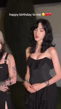 rachel / keet (@rachelchaleff) | Snapchat Stories, Spotlight & Lenses