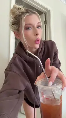 Kyla Yesenosky (@kylaayese) | Snapchat Stories, Spotlight & Lenses