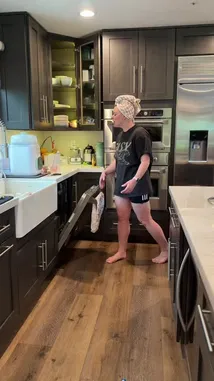 The Blonde Brewer (@theblondebrewer) | Snapchat Stories, Spotlight & Lenses