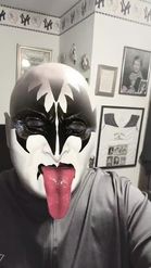 Preview for a Spotlight video that uses the KISS BAND FOR FOUR Lens