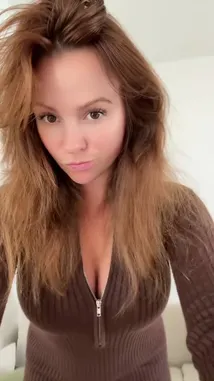 Pernilla Mouritzen (@pernillamourit) | Snapchat Stories, Spotlight & Lenses