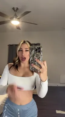 ivy ball (@ivyball) | Snapchat Stories, Spotlight & Lenses