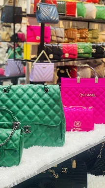 Vala Collection 👜 (@vala_collection) | Snapchat Stories, Spotlight & Lenses