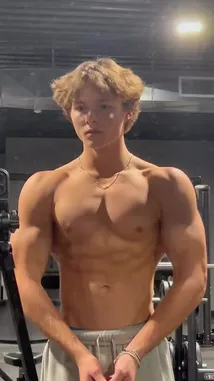 Evan VanderZanden (@evanvanderzande) | Snapchat Stories, Spotlight & Lenses