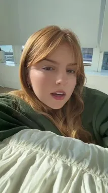 Roux Roux (@rouxrouxxx) | Snapchat Stories, Spotlight & Lenses