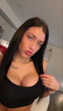 trinidy reel (@trinidyreel) | Snapchat Stories, Spotlight & Lenses