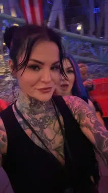 Heidi Lavon (@itsheidilavon) Snapchat Stories, Spotlight & Lenses