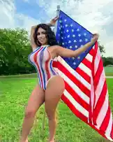 xochavella (@lov3izzy) | Snapchat Stories, Spotlight & Lenses