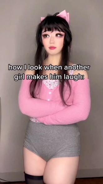 Mooncake Eva (@mooncakeva) Snapchat Stories, Spotlight & Lenses