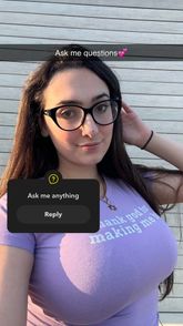 Julia Ain (@qveenjuliaaa) | Snapchat Stories, Spotlight & Lenses