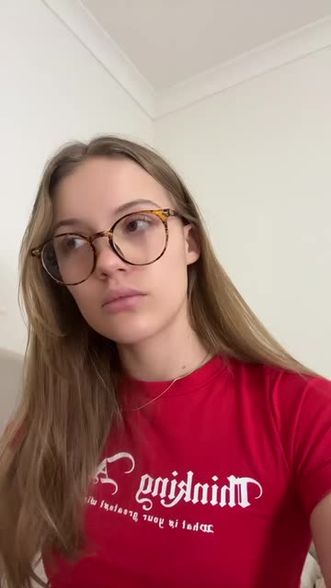 Maidi 🧸 (@maidibear) Snapchat Stories, Spotlight & Lenses