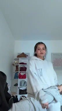 Mariam Alk (@mariam_alkkk) | Snapchat Storys, Spotlight und Linsen