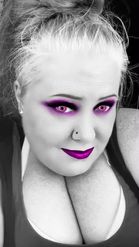 Preview for a Spotlight video that uses the BW Magenta Makeup Lens