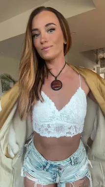 Sunny Skye (@sunny_skye) | Snapchat Stories, Spotlight & Lenses