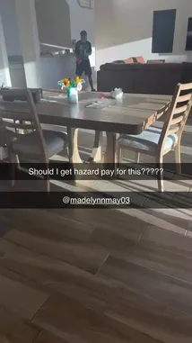 Jennie Lynnie (@jennie_lynnie) Snapchat Stories, Spotlight & Lenses