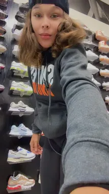 Tae’ler Made (@iamtaelermade) | Snapchat Stories, Spotlight & Lenses