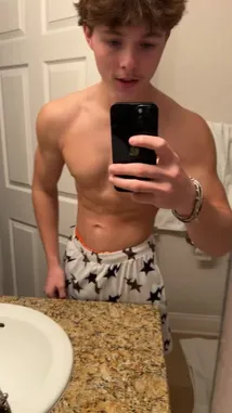 Evan VanderZanden (@evanvanderzande) | Snapchat Stories, Spotlight & Lenses