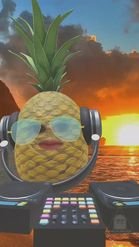 Preview for a Spotlight video that uses the Pineapple DJ 0W5 Lens