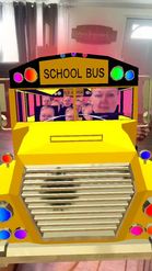 Preview for a Spotlight video that uses the Magic School Bus Lens