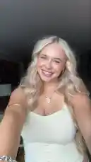 Ellah (@ellah_perry) | Snapchat Stories, Spotlight & Lenses